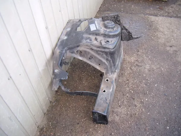 Audi A4 B8 07- Longeron Quart Droit Avant OEM LZ7L image 3