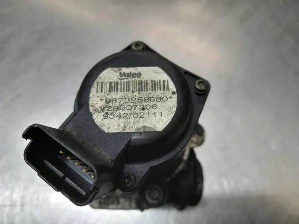 Soupape EGR OEM 9673258680 pour Ford Citroen Peugeot image 4