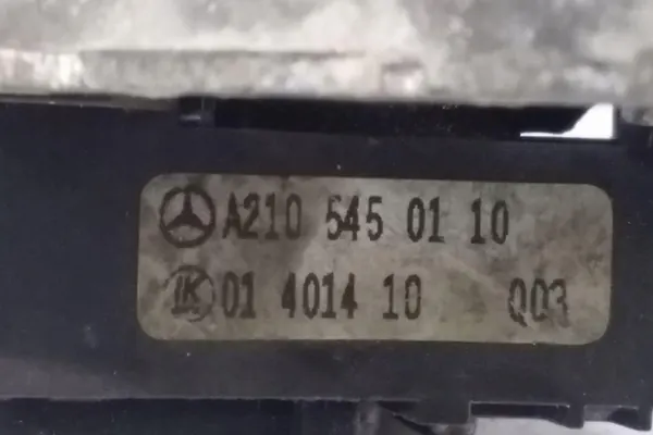 Schakelknop AUDI 100 2.7L Diesel image 2