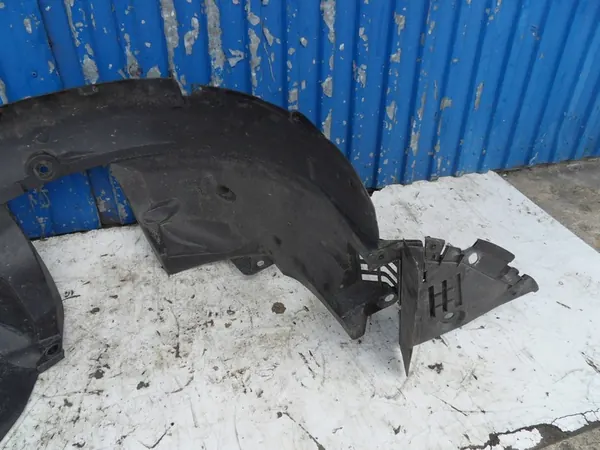 Dacia Sandero II Front Right Wheel Arch OEM image 6