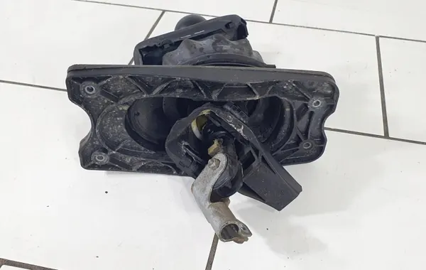 Sélecteur de vitesses Audi A4 B8 2.0 TDI Manuel OEM 8K0711025R image 5