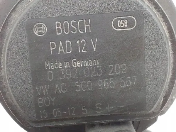 Watercirculatiemotor VW Passat OEM 0392023209 image 3