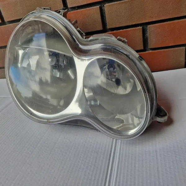 Rechter Voorlicht Mercedes-Benz C W203 A2038201259 image 4