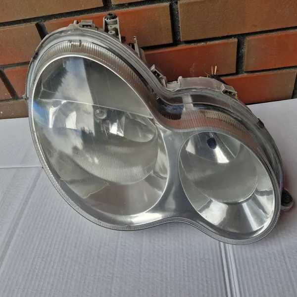 Rechter Voorlicht Mercedes-Benz C W203 A2038201259 image 5