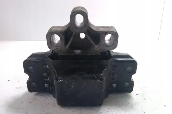 Etumoottorin kiinnitys VW PASSAT B5 3C0199555AA image 2