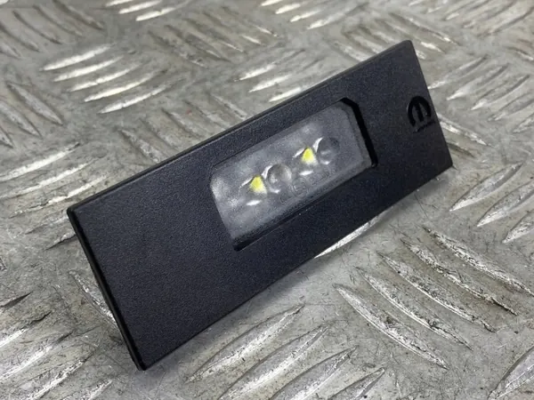 Feu de plaque Jeep Renegade OEM 521285510 image 2
