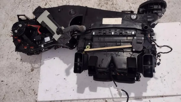 Mercedes-lämmitys OEM A2188300400 CLS W218:lle image 4