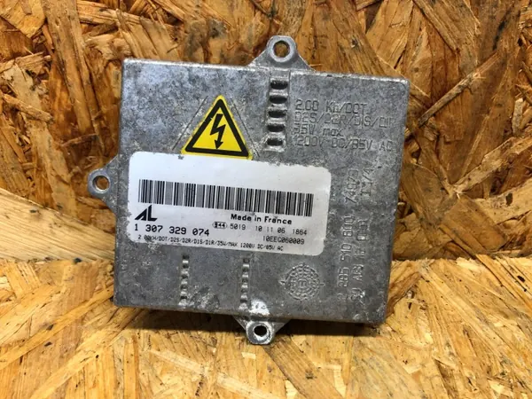 Ballast Xenon OEM 1307329074 pour BMW E83 E63 E64 image 2