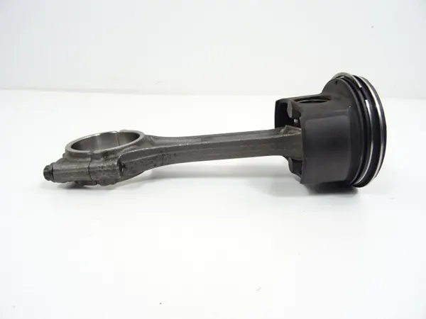 Vevarstake Audi A4 B9 2.0 TDI OEM 05L 2015-2019 image 7