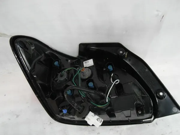 Lámpara trasera derecha Mitsubishi Space Star III 2020 8330B244 image 5