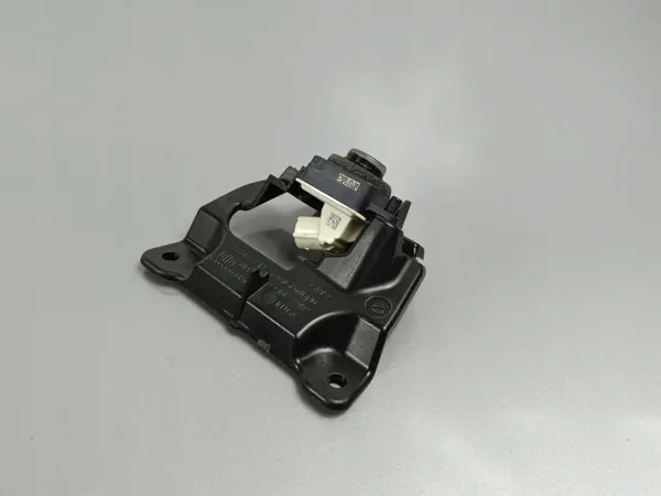 Jeep Cherokee etukamera OEM 68361659AD - Käytetty image 4
