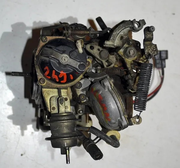 Carburateur AISAN OEM 14090 2K - État Utilisé image 5