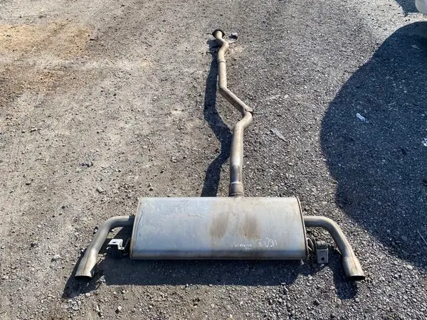 Volvo V60 II 2.0D Mild Hybrid Pakoputken Vaimennin OEM 4199498 image 5