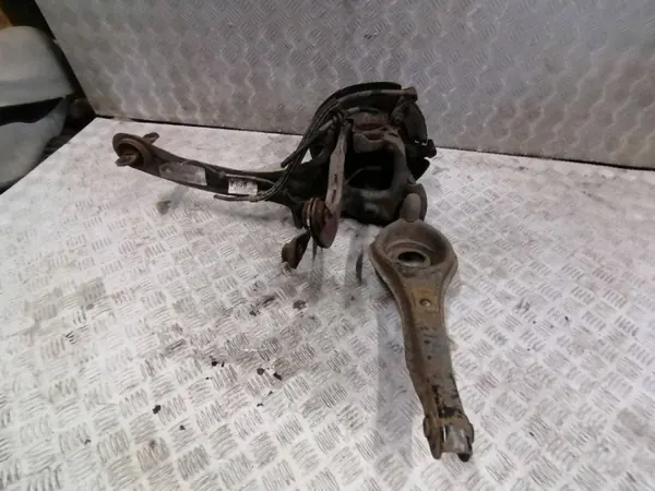 Ford Focus MK2 taka-oikea nivelkappale OEM MIP16489 image 3