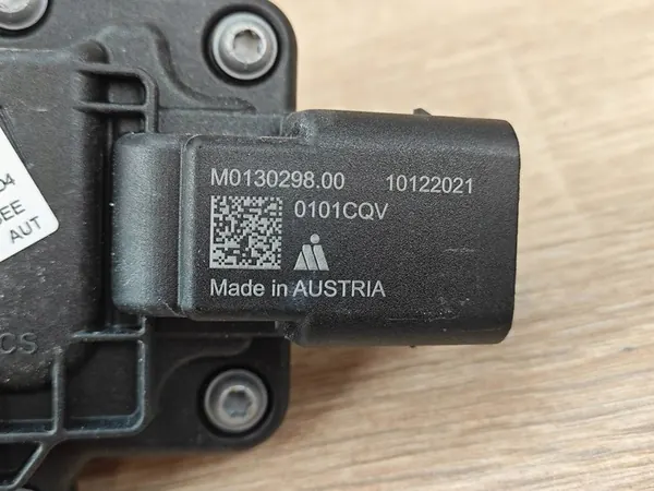 BMW G20 G26 Vaihteiston Ohjausmoduuli 5A32757 image 5