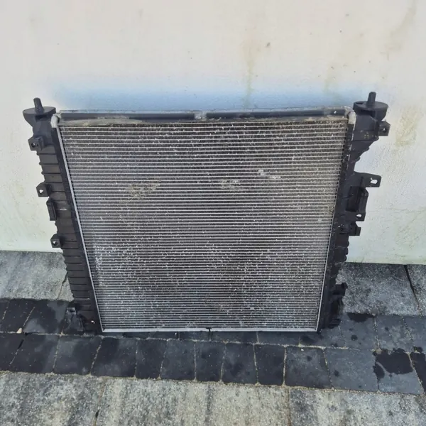 Begagnad kylare OEM HY11125DBA1 för Hyundai Tucson image 3