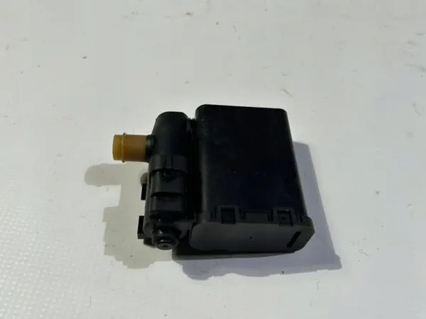 Válvula ventilación tanque OEM 45641324 para Corvette C6 image 3