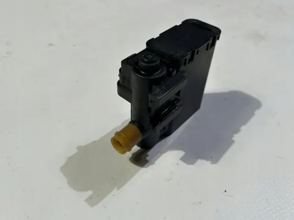 Válvula ventilación tanque OEM 45641324 para Corvette C6 image 6