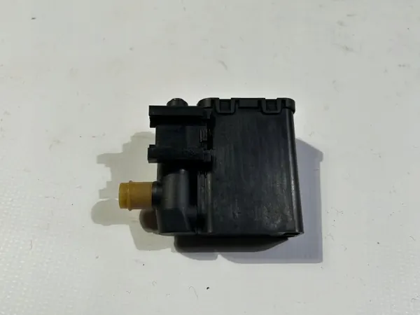 Válvula ventilación tanque OEM 45641324 para Corvette C6 image 8
