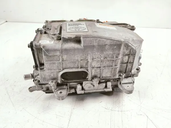 Inversor de voltaje Toyota Yaris OEM G920152011 image 4
