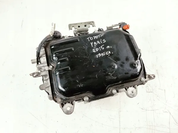 Inversor de voltaje Toyota Yaris OEM G920152011 image 6