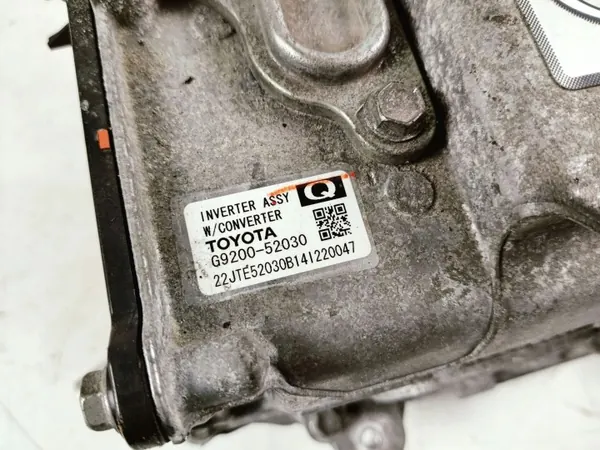Inversor de voltaje Toyota Yaris OEM G920152011 image 8