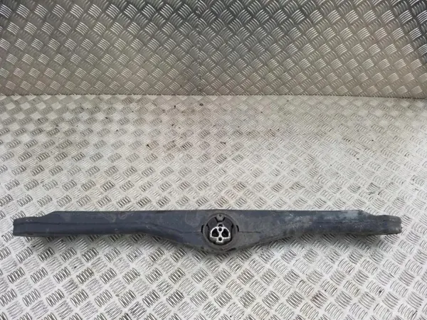 VW Vaihteiston tuki 7L6399227G Touareg 2.5L Diesel image 2