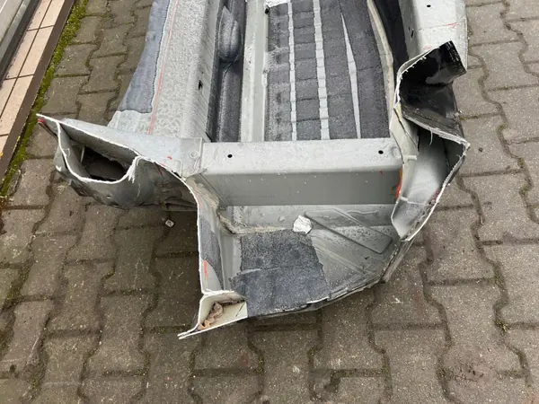 TESLA MODEL S PAS TYLNY WANNA - Viga do eixo traseiro image 3