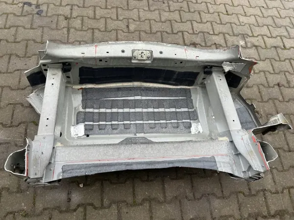 TESLA MODEL S PAS TYLNY WANNA - Viga do eixo traseiro image 6