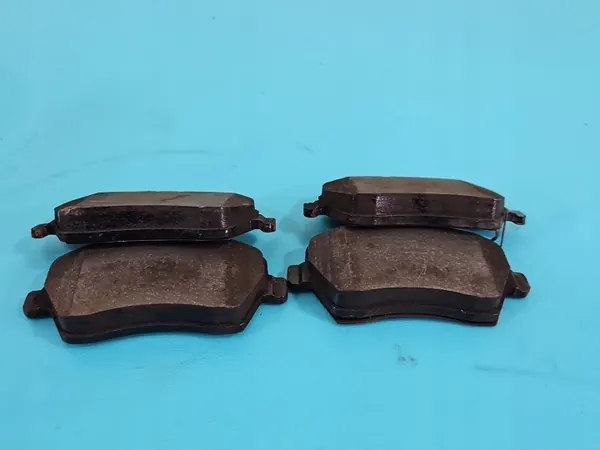 Disques et plaquettes avant OEM IMPRK1464329 Suzuki image 4