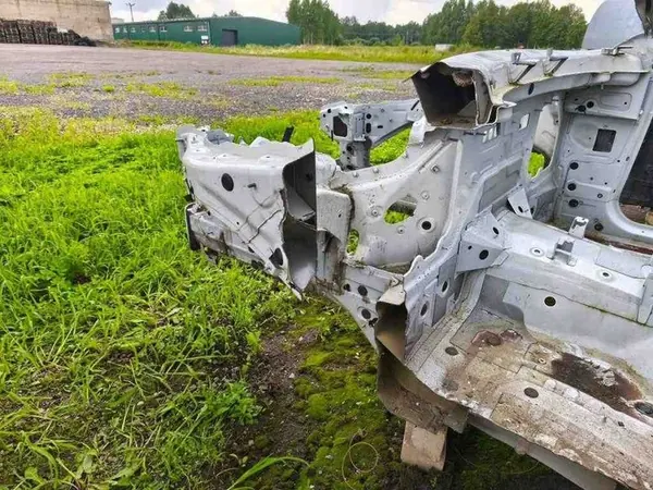 Painel lateral dianteiro esquerdo BMW X6 (E71, E72) 7174281 image 10