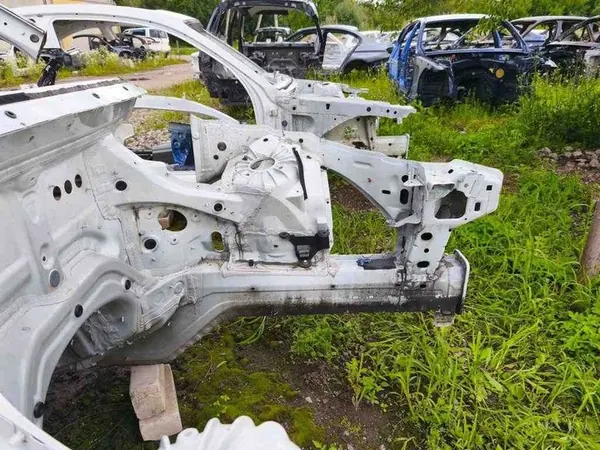 Painel lateral dianteiro esquerdo BMW X6 (E71, E72) 7174281 image 6