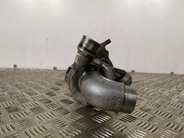 Kit de Turbocompressor Toyota OEM 1720126020 - Usado image 4