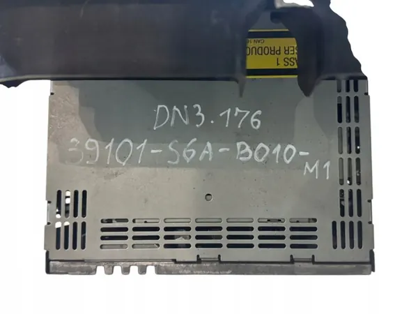 Honda Civic VII radio mittpanel OEM 39101-S6A-B010-M1 image 3