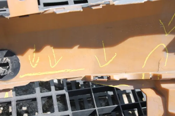 VW GOLF 5 V PLUS JETTA Etupuskuri Vahvistus 1K0807109C image 5