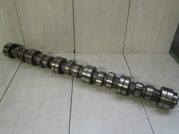 Arbre à cames OEM 1749102 pour Scania R 280 XPI image 4