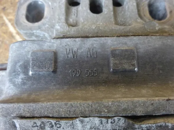 VW Sharan 7N 2.0 TDI Supporto Cambio 7N0199555B image 4