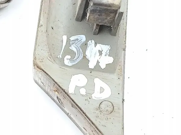 Linker Kotflügelblinker OEM 99663103301 - Gebraucht image 4