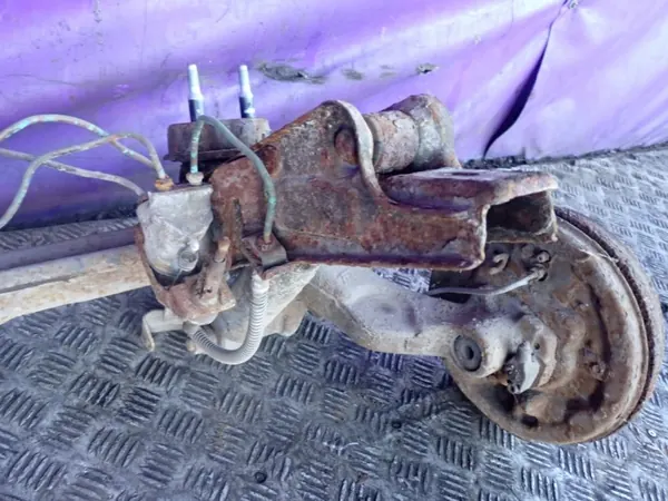 Viga de eje trasero OEM Zawada-378285- para Citroen Xsara image 5