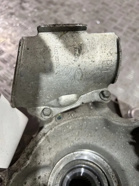 Moyeu roue avant Jaguar E-Pace 2020 OEM 28C84866 image 5