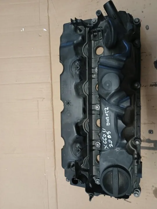 Tampa de válvulas Volvo XC60 II 2.0 B5 Mild Hybrid image 2