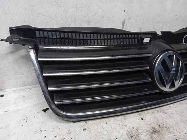 Volkswagen OE 3B0853651K Grille image 2