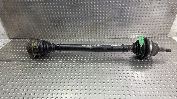Höger framhalvaxel OEM S26372054 för VW Golf IV image 4