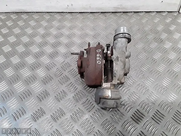 Dacia Duster Turbo OEM 54399700127 - Gebraucht image 3