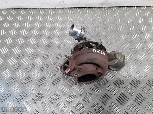 Dacia Duster Turbo OEM 54399700127 - Gebraucht image 4