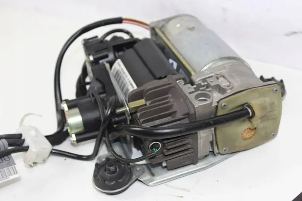 Pneumatic Suspension Compressor BMW X5 E53 image 5