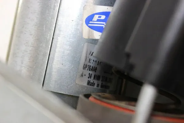 Pneumatic Suspension Compressor BMW X5 E53 image 7