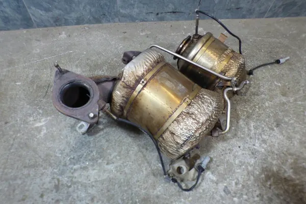 Catalyseur Opel Astra V K OEM 55514991 - Occasion image 5