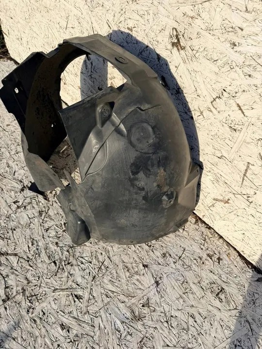 A4 8K Front Left Wheel Arch 8K0821171L image 3