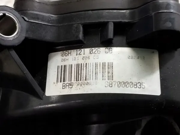 Audi OE Vattenpump 06H121008N image 7